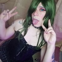 MomoAyase webcam