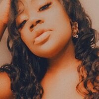 uniquemelove's Offline Chat Room