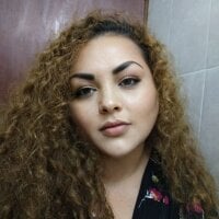 alexxxamontes' Offline Chat Room