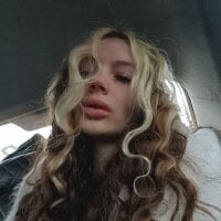 gollytiana webcam model