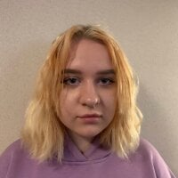 AmbeerBrown's Offline Chat Room