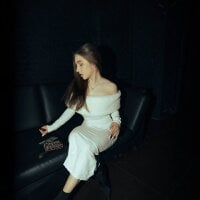 Polly054 webcam