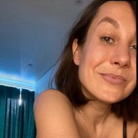 AliceLili webcam model