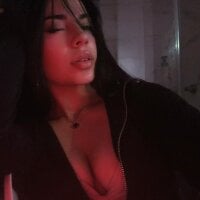 abril_lottie webcam