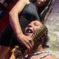 Miss_and_sissy offline chatrum