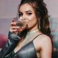 juicy-pussy webcam model