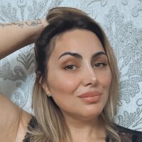 Emma_roqueen fully nude on webcam for live porn video chat