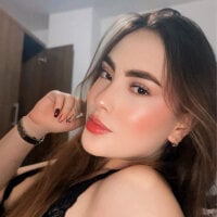 irina_rhoades' Offline Chat Room