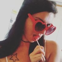 Ava_Adore's Offline Chat Room