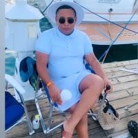 Juancarlosscordero211o's Offline Chat Room