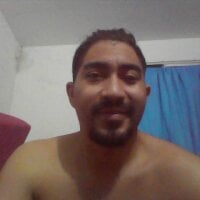 DISTORSION0225's Offline Chat Room