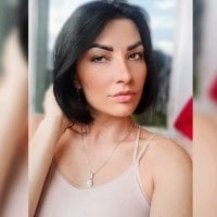 BrunetteLaly offline chatrum