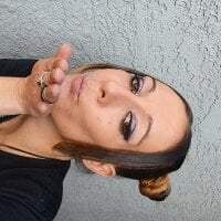 shmara89's Offline Chat Room