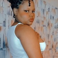 DivaCee webcam model