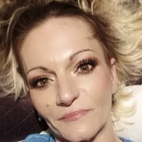 Southern_Charm's Offline Chat Room