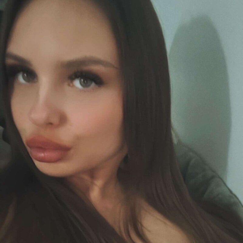 Teasing_teen