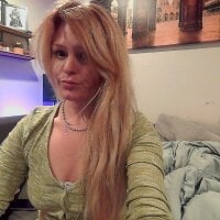 luckyfungirl's Offline Chat Room