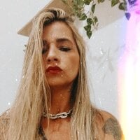 milfmariah's Offline Chat Room