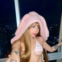 Azummy__'s Offline Chat Room