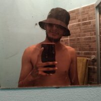 fernandinho7798's Offline Chat Room