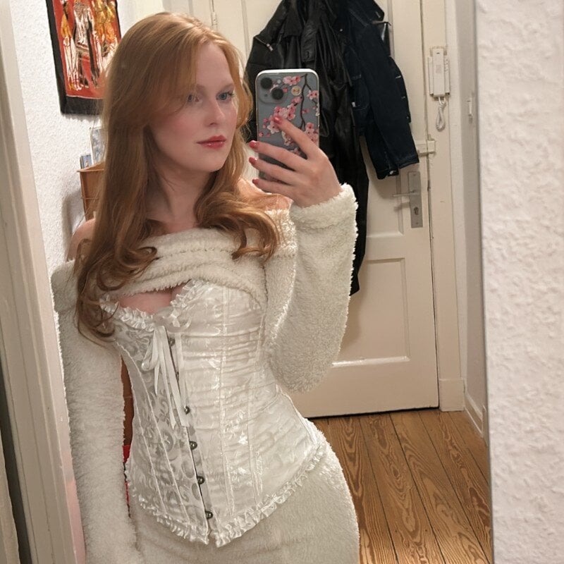 JaneSeraphina's nudes and profile