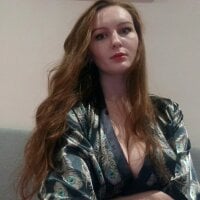 TrixxTallaluah's Offline Chat Room