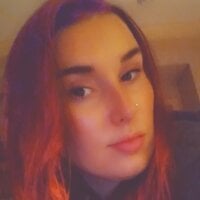 queenkiaraxo: δωμάτιο συνομιλίας εκτός σύνδεσης