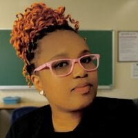 JUICEYLIPS333 webcam model