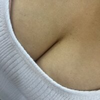 Preetinaughty webcam model