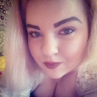 Lovexnina's Offline Chat Room