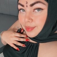 Model Dolunay_bbw