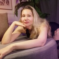 NancyGrace's Live Webcam Chat