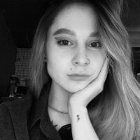 FeelMeFelicity's Offline Chat Room