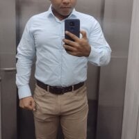 غرفة دردشة MIKE-WOODS دون اتصال