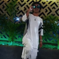 laloo_hot