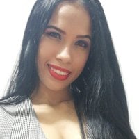 غرفة دردشة luna_submissive دون اتصال