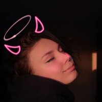 Ruth_Blake Ruang Obrolan Offline