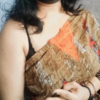 Horny_Kavita