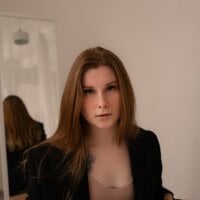 Foto do perfil de Emmy_Mack