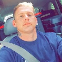 Blonde34rookie's Offline Chat Room