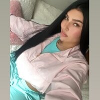 Sara-Mendez's Offline Chat Room