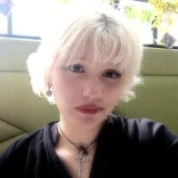 Kiim_Areum webcam