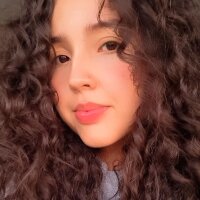 miss__aries' Offline Chat Room