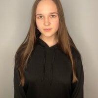 ShandaBrumet webcam model