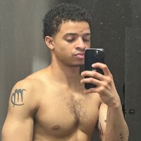 bonedappetit's Offline Chat Room