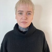 ReginaMurray's Offline Chat Room