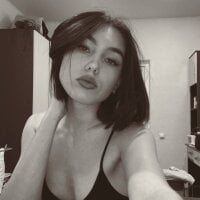 LonnaStehlik webcam model