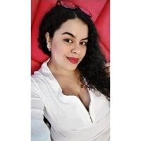 Allice_white1's Offline Chat Room