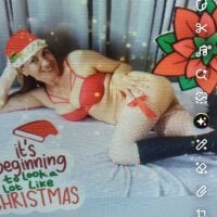 Aranza-Queen webcam model