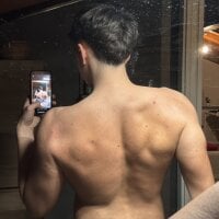 italianboyyy19 webcam
